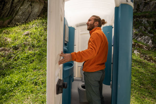 Best Temporary restroom rental  in Hometown, IL